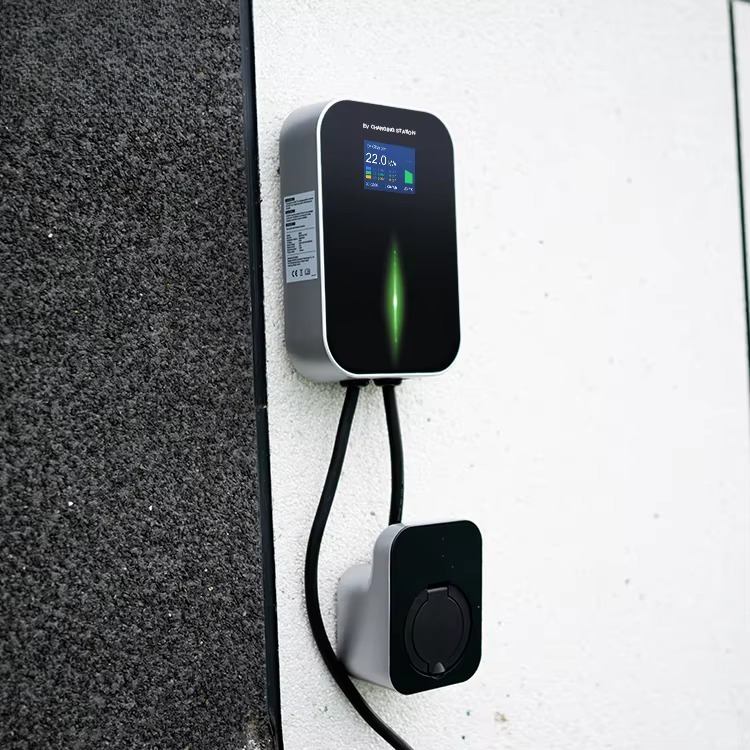 شاحن سيارات كهربائية من المستو - مراجعة Car Charger وسعره